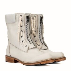 Elegant Cream Combat Boots - Size 9 - Never worn